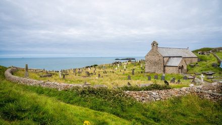 AngleseyLLANBADRIGStPatrick%28explorechurches.org%291.jpg 4