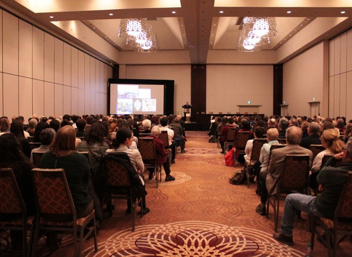 Organizing the AIA Annual Meeting Council for British Archaeology