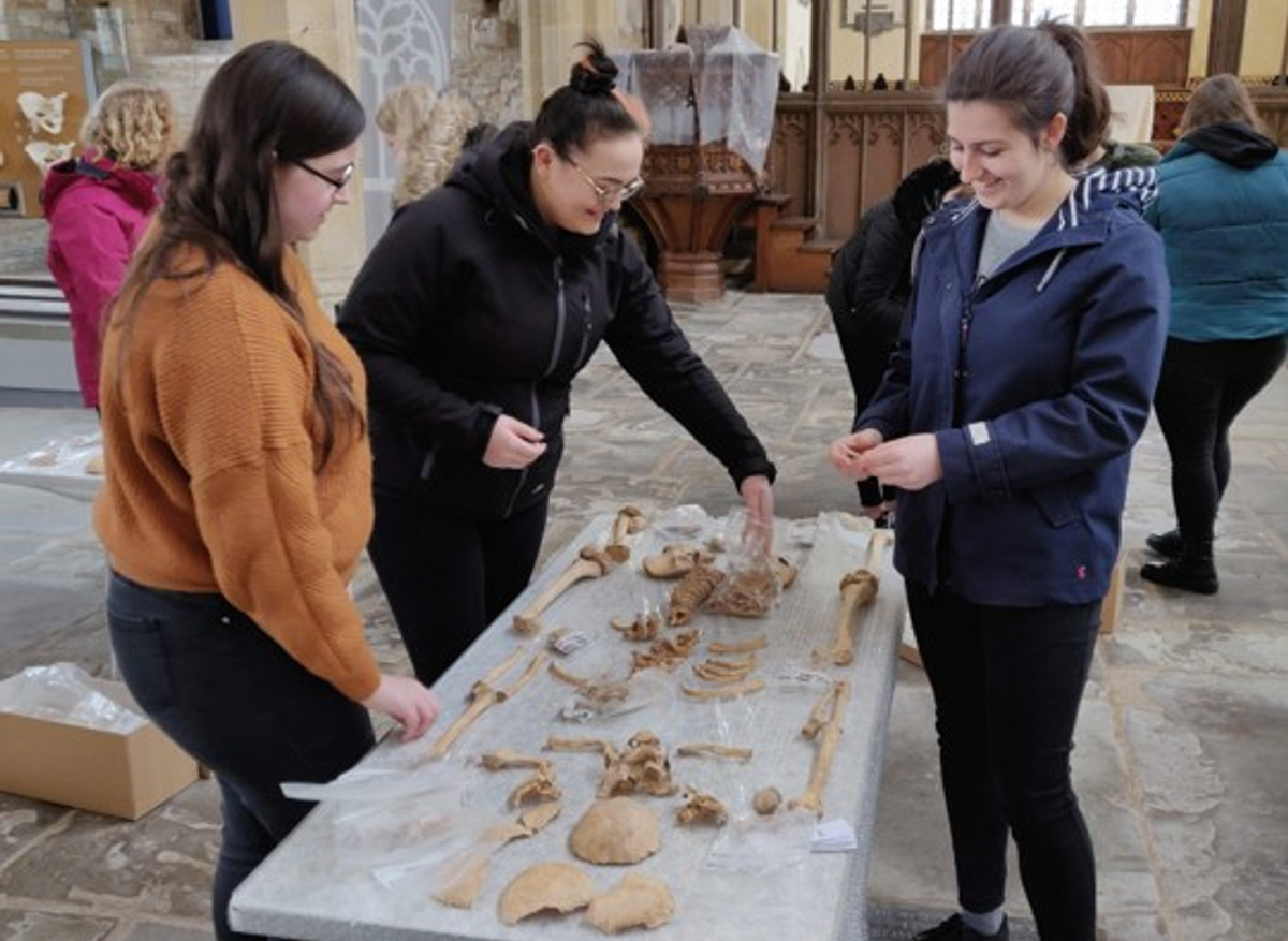 Osteo-archaeology Youth Activity Day