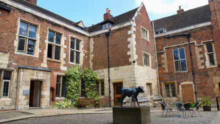 kingsmanorcourtyard.jpg