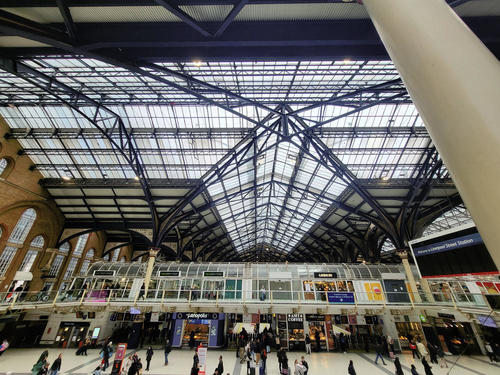 The concourse at Liverpool Street Station with the covered walkway in its current state