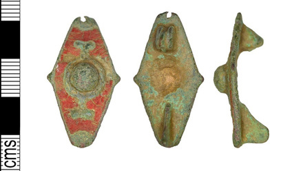 Roman-Brooches-1CB85.jpg