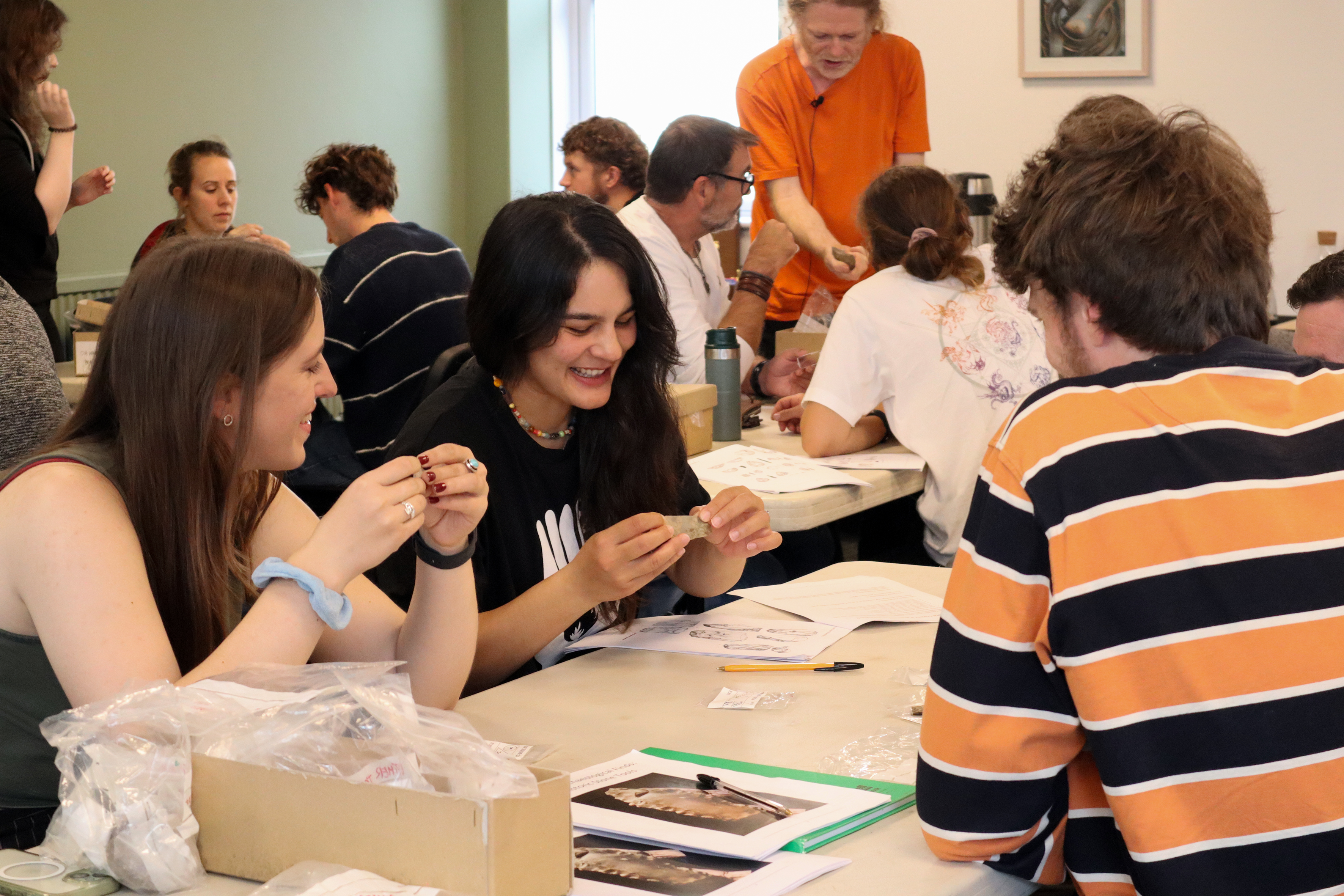 OA_Fieldwork Training Pathways_Finds Practical Training Session for Assistant Supervisors.JPG
