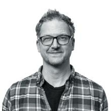 Dr Stuart Eve