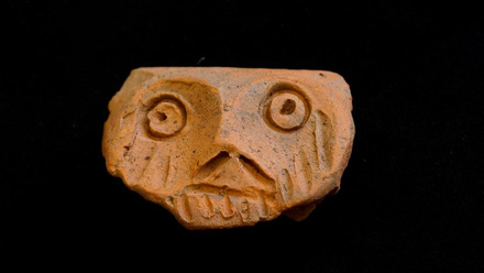 1. Stenhouse Pottery face mask ©Falkirk Community Trust.jpg