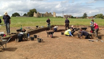 archaeologyfieldschool (1).jpg