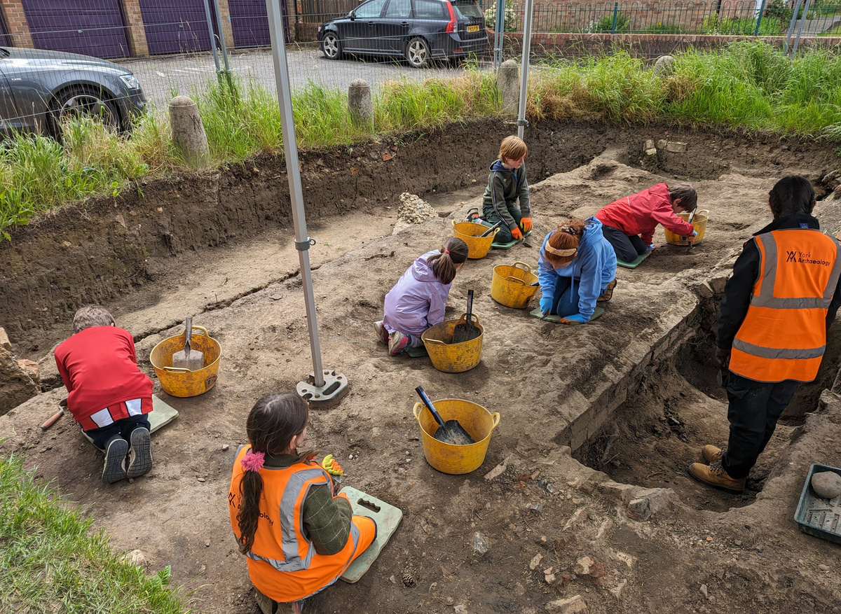 Kids Dig York