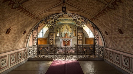 OrkneyIslandsLAMBHOLMItalianChapel%28unukornoCC-BY-2.0%291.jpg